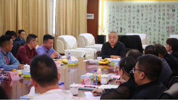 “同心同行，砥礪前進”，董事長與戰(zhàn)略經銷商共同探討瑪西爾未來發(fā)展